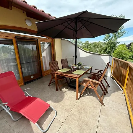 Fonyodliget Apartment